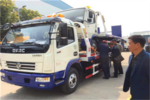 尧都汽车道路救援拖车价格